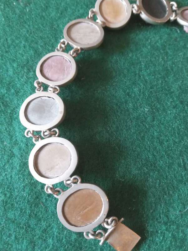 Vintage Gilt Metal Lava Cameo Link Bracelet