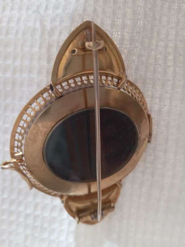 Mid 19thc Victorian 15ct Gold Garnets And Seed Pearls Brooch Pendant Locket