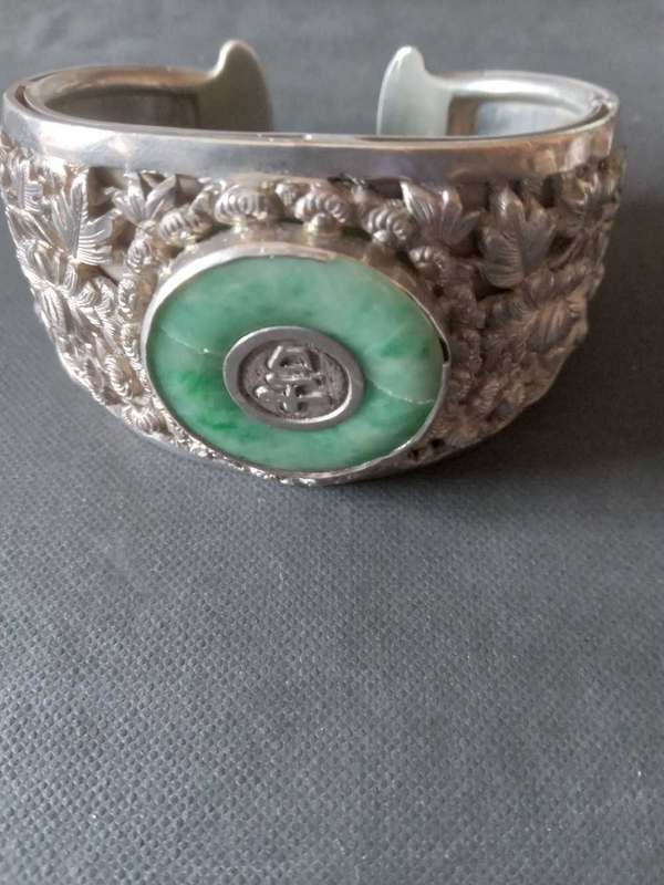 Rare Vintage Indo-Chinese Silver And Jadeite Jade Cuff Bangle - (69.5g)