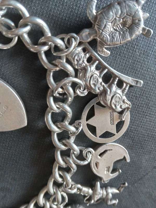 Vintage Sterling Silver Charm Bracelet - (65.8g)