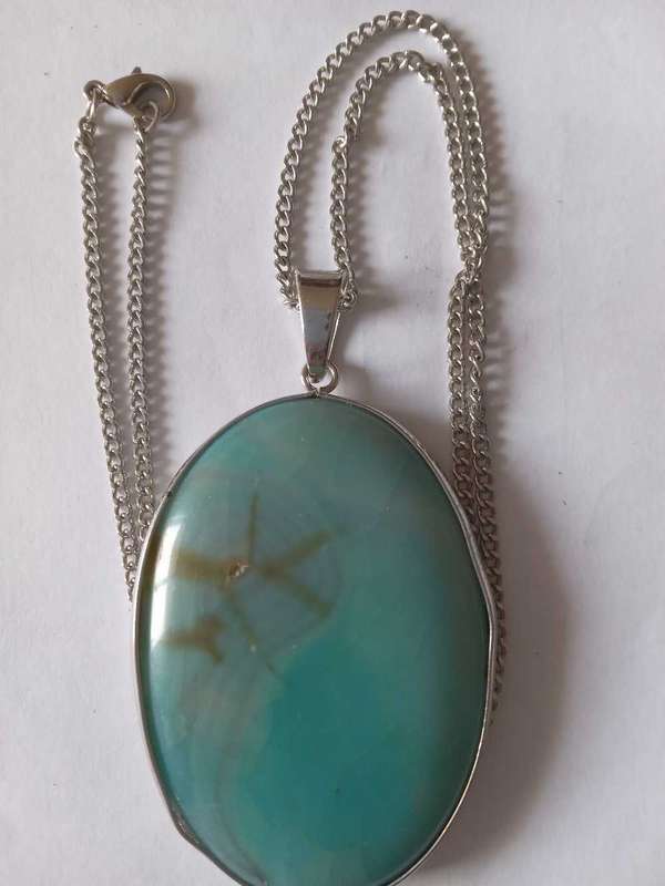 Large Blue Stone Pendant And Chain
