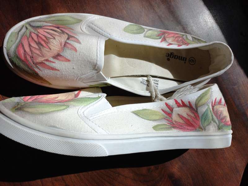 Handpainted canvas shoes