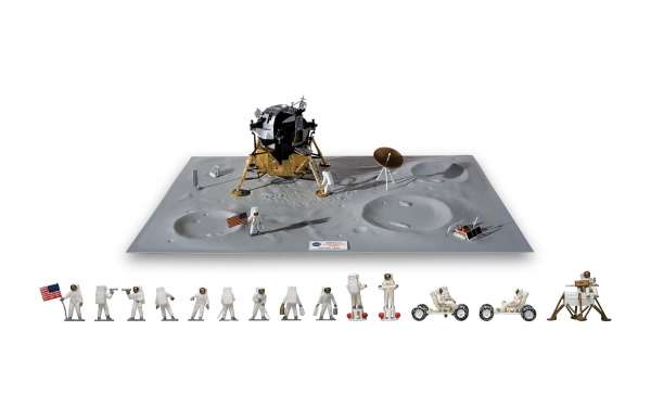 Airfix  1:72 One Small Step For Man