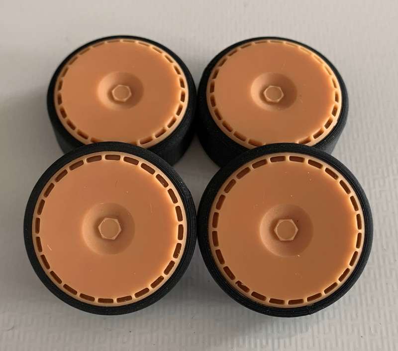 1:18 Rotiform AeroDisc - 18 inch Rim & Tyre set