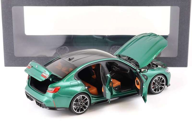 BMW M3 (G80 ) Dealer Edition (by Minichamps) - 1:18 scale - NEW - Green Metallic