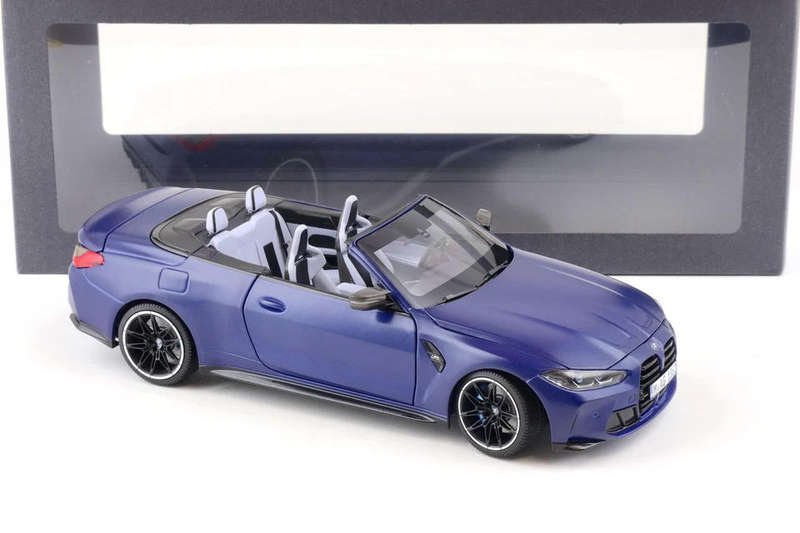 1:18 Minichamps BMW M4 Convertible (G83) Frozen Portimao Blue 2020 Dealer Edition