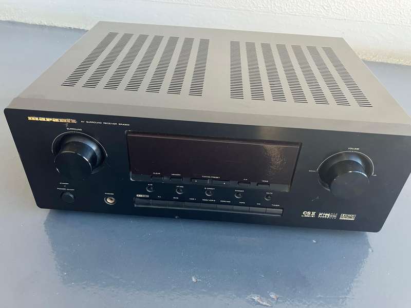 Marantz amplifier