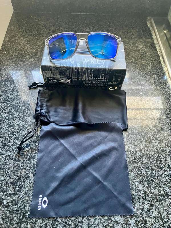 Oakley Holbrook polarised