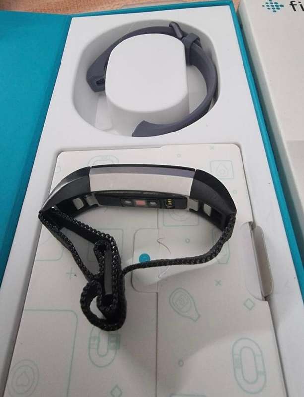 Bargain Fitbit lot trackers