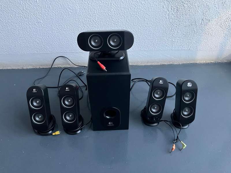 Logitech 5.1 channel multi media speakers