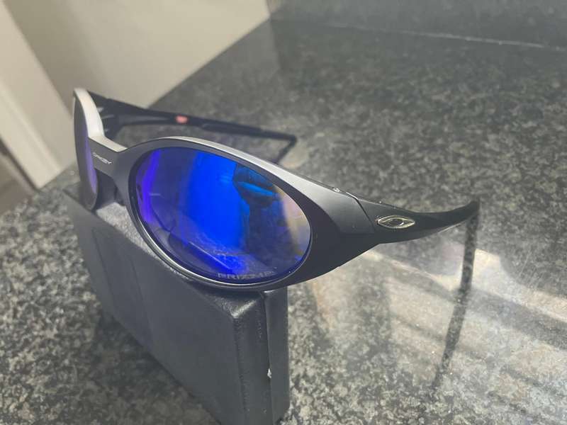 Sports outdoor sunglasses