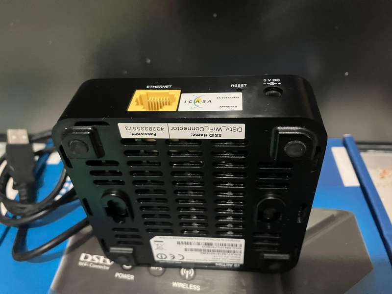 Dstv WiFi connector model air 4400
