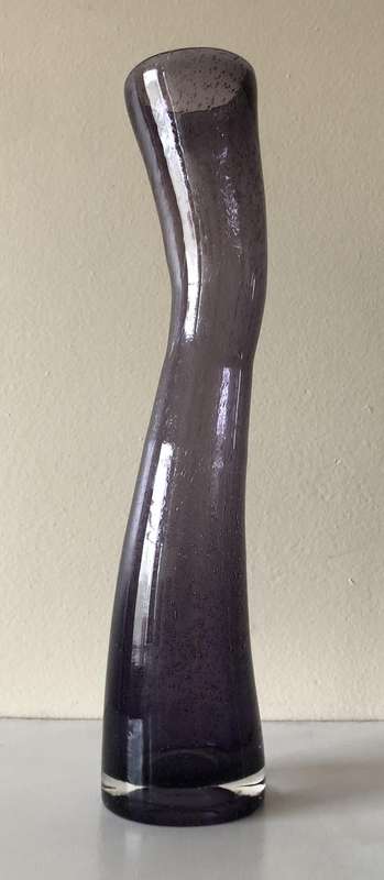 MURANO PURPLE 29.5CM HAND BLOWN CURVED GLASS VASE