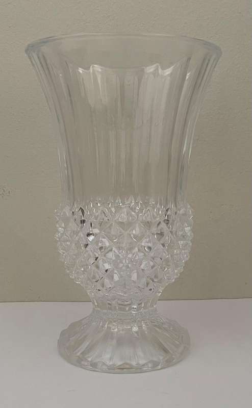 CRISTAL D'ARQUES FRENCH LEAD CRYSTAL VASE - 18CM - IN IMMACULATE CONDITION