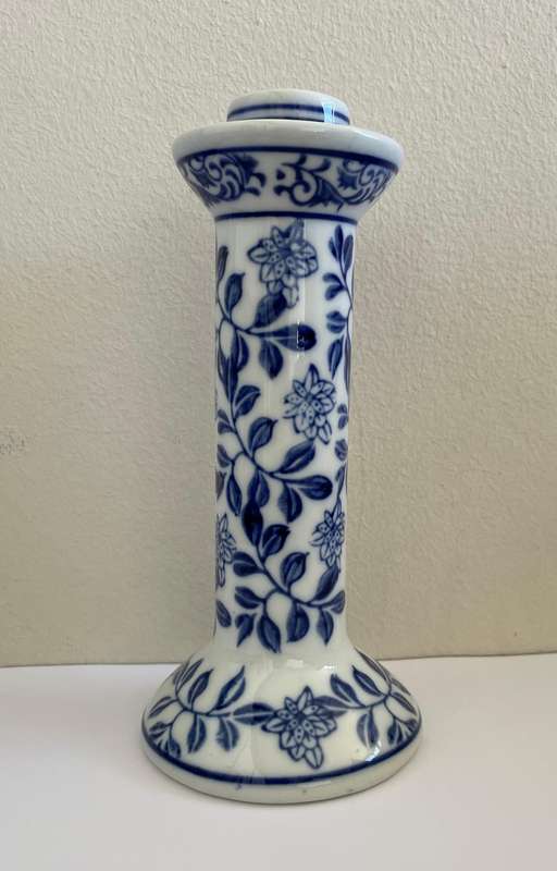 BLUE AND WHITE PORCELAIN CANDLE STICK - 20CM