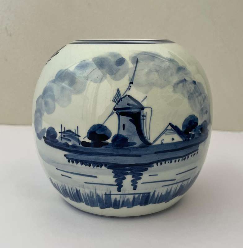 DELFT HAND PAINTED GINGER JAR - 12CM