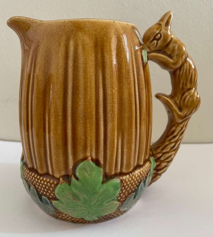 SYLVAC SQUIRREL PITCHER