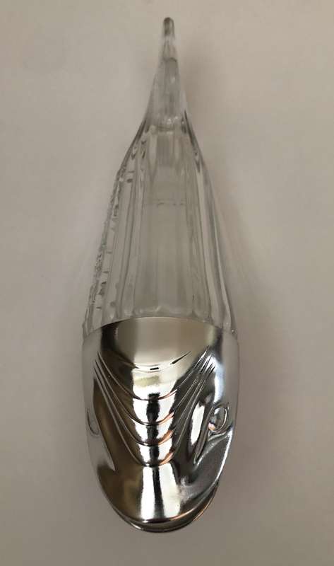 RARE VINTAGE NUSS WAL (NUT WHALE) GERMAN GLASS FISH NUT DISPENSER IN EXCELLENT CONDITION