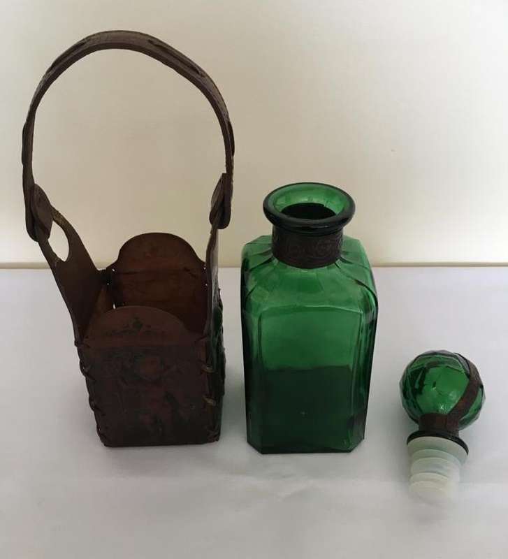 RARE VINTAGE ITALIAN GREEN GLASS DECANTER IN LEATHER EMBOSSED HOLDER