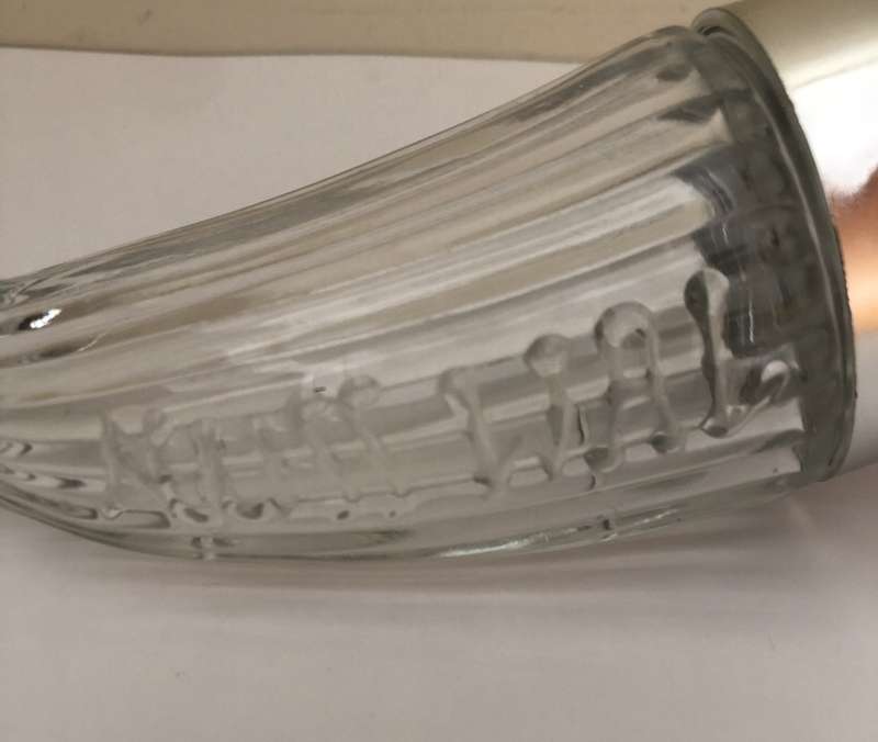 RARE VINTAGE NUSS WAL (NUT WHALE) GERMAN GLASS FISH NUT DISPENSER IN EXCELLENT CONDITION