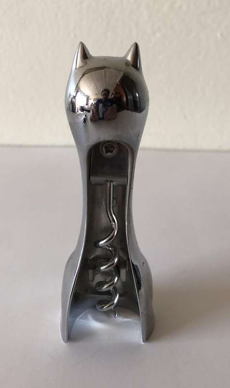 CAT BOTTLE OPENER CORKSCREW WITH TWO CAT WINE STOPPERS IN IMMACULATE CONDITION