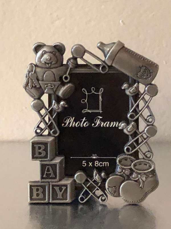 PEWTER BABY PHOTO FRAME