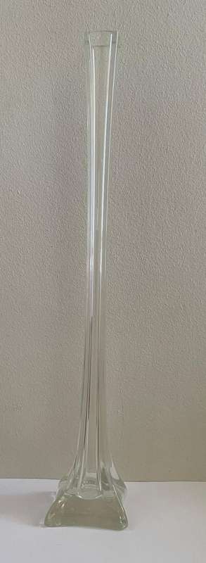CLEAR GLASS EIFFEL VASE 50CM