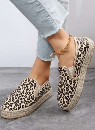 Women Leopard Pattern Slip-On Shoes, Vacation Sneakers - UK size 42