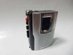 Sony (Model TCM-150) compact hand-held cassette recorder with built-in speaker(COLLECTABLE)