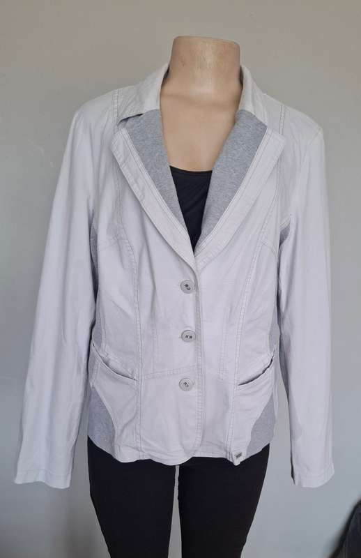 Beautiful blazer  ...size 14