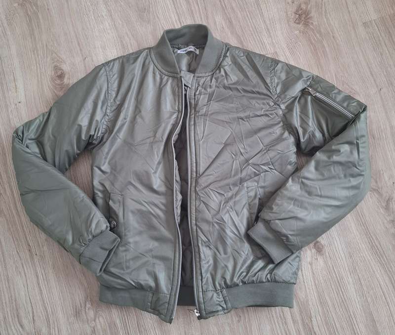 Girls khaki jacket   ...girls 13 to 14 years