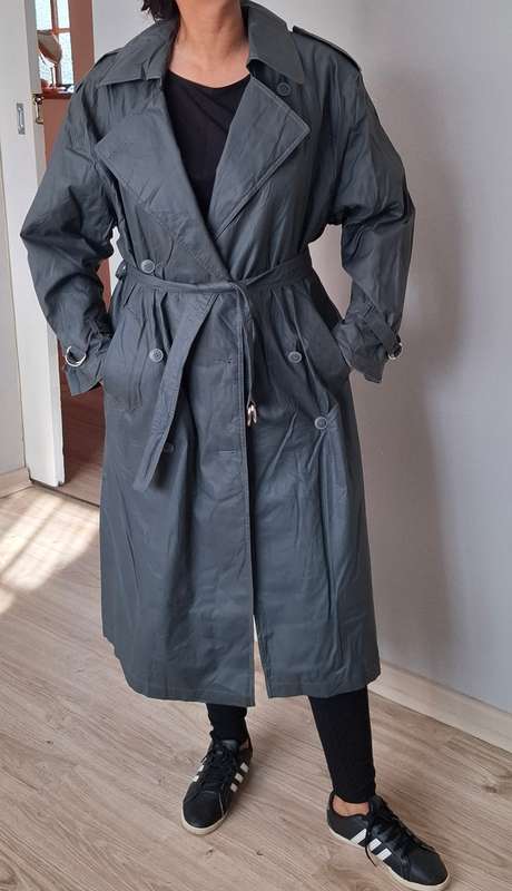 Gorgeous Trench Coat...2xl