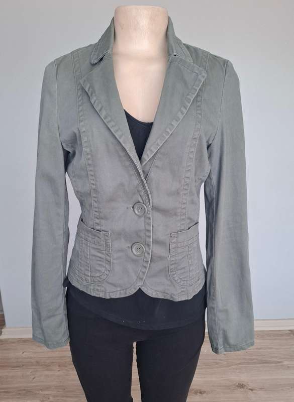 Gorgeous khaki Blazer ....size Small