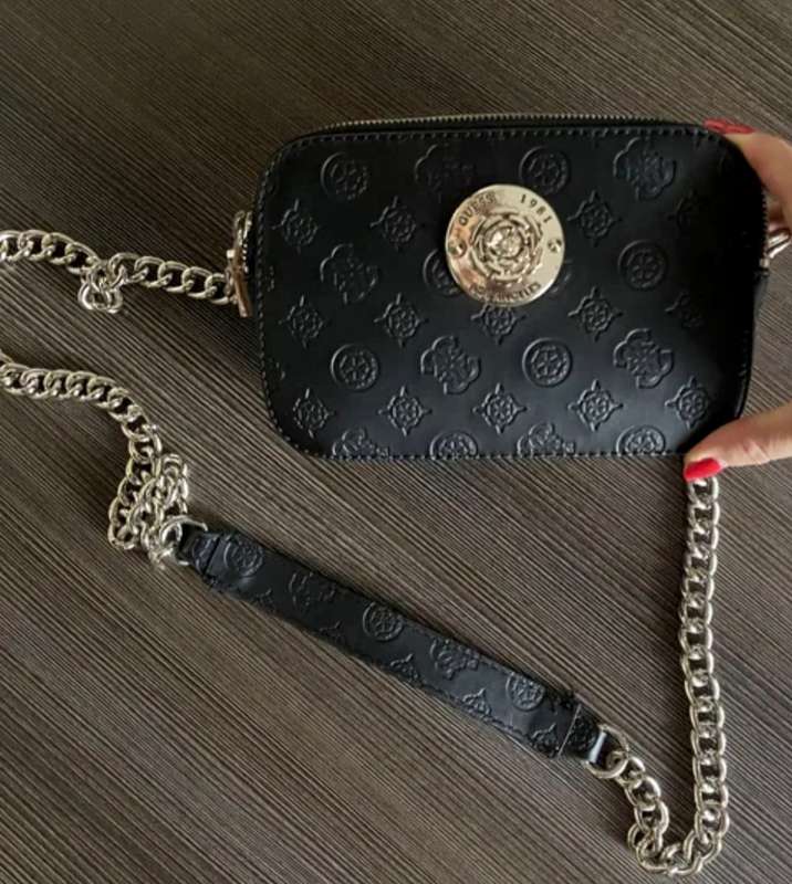 Guess chain bag