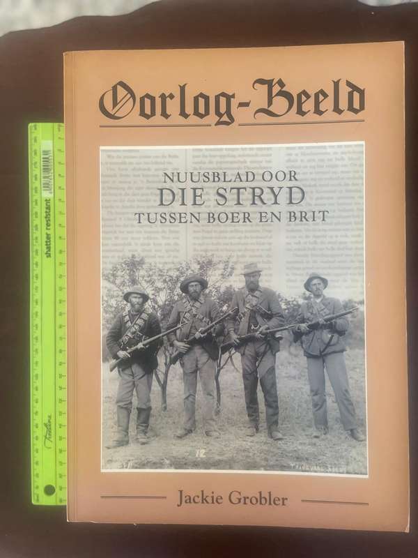 Afrikana bundel  Treurgrond  20 jaar van plaasaanvalle  En  Oorlog-Beeld