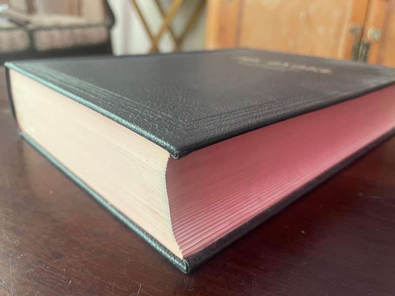 BYBEL MET VERKLARENDE AANTEKENINGE  3 VOLUMES