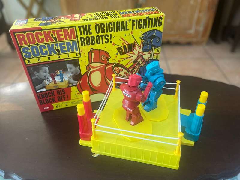 ROCK'EM SOCK'EM ROBOTS
