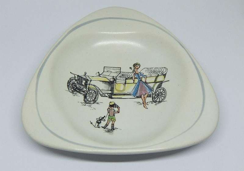 UNDER R100 - Vintage porcelain pin tray / dish - Classic car