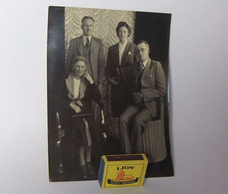 UNDER R100 - Vintage / Antique photograph - Group photo