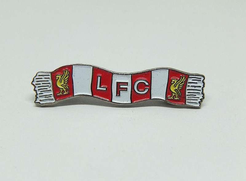 UNDER R100 - Collectable - Liverpool Football Club supporters badge