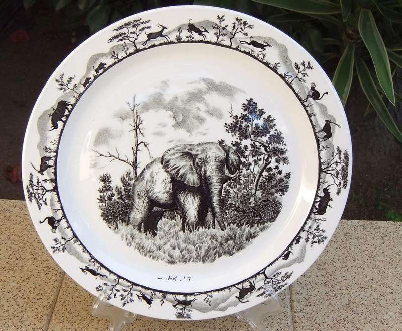 A vintage South African porcelain display plate with elephant motif