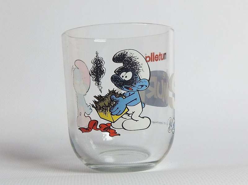 A collectable promotional glass featuring The Smurfs made for Nutella