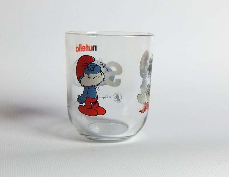 A collectable promotional glass featuring The Smurfs made for Nutella