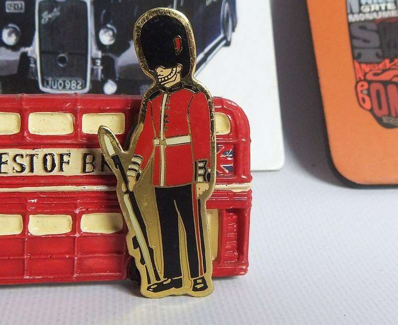 Three vintage London bus theme coasters plus three London tourist fridge magnets