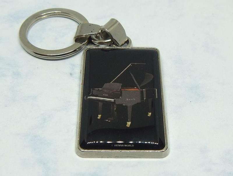 UNDER R100 - Vintage Keyring - Piano