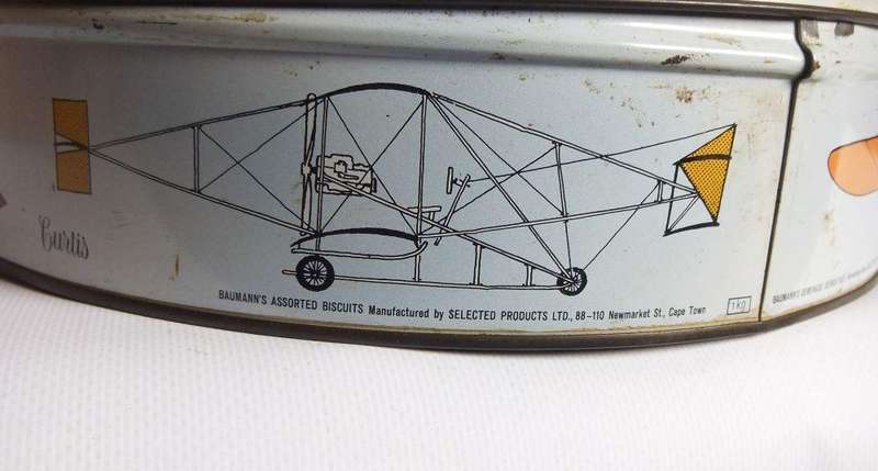 UNDER R100 - Vintage tin - Baumanns biscuits