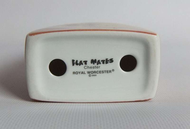 A contemporary porcelain cat ornament by Royal Worcester titled Flat Mates