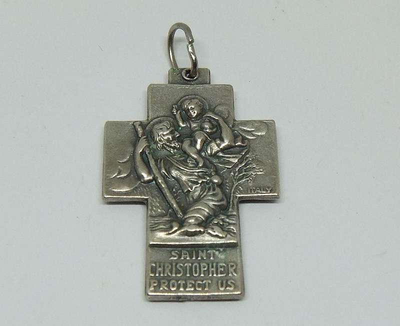 UNDER R100 - Collectable - Vintage metal religious fob or pendant