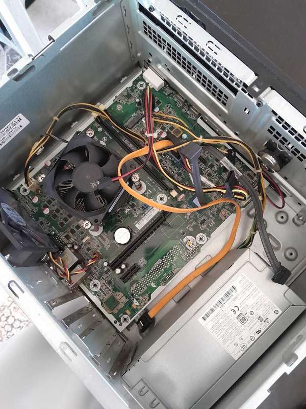 i3 tower 7th gen comes on no display