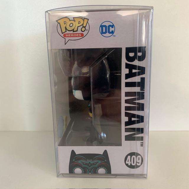 DC Super Heroes Batman Funko Pop #409 Glow in the Dark, With pop protector